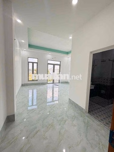 Nhà mới 99% trệt 3 lầu sân thượng KDC Hồng Loan