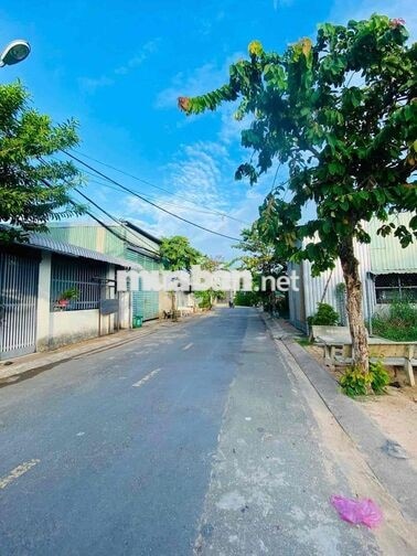 Chủ cho thuê xưởng 300m²  = 15tr, tải 10T cao 7m