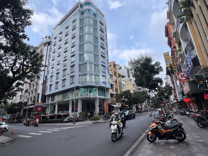 ✨ Bán khách sạn góc 2 Mặt tiền 247-249 Lý Tự Trọng, P.Bến Thành, Quận 