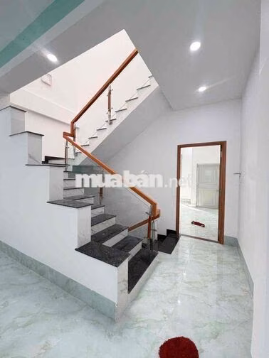 Nhà mới 99% trệt 3 lầu sân thượng KDC Hồng Loan