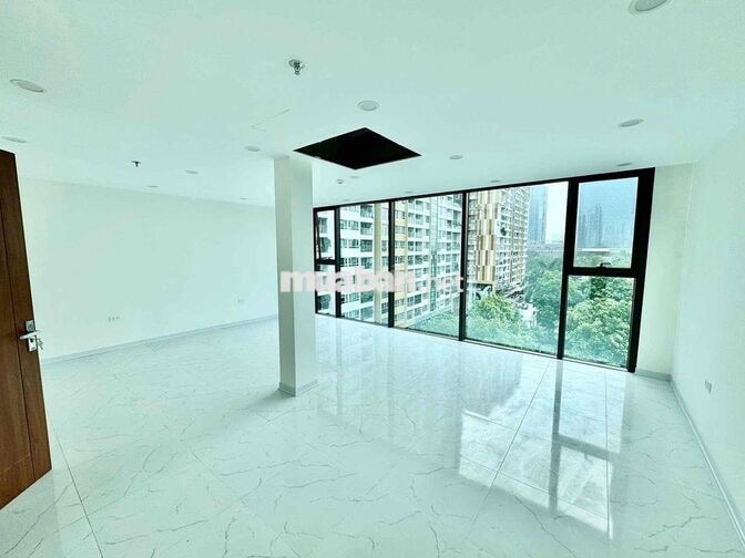 Chính chủ cho thuê văn phòng tại Nam Đồng 90m2 16t view hồ đắc di