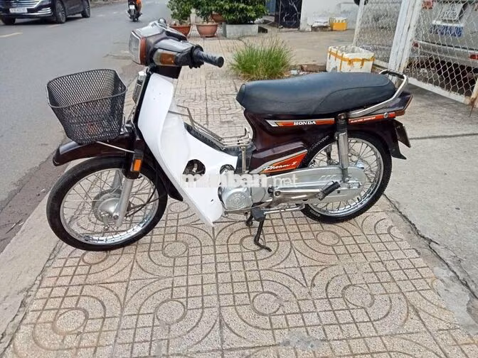 Dream mới y hình ,căm niềng sáng bóng,có đề