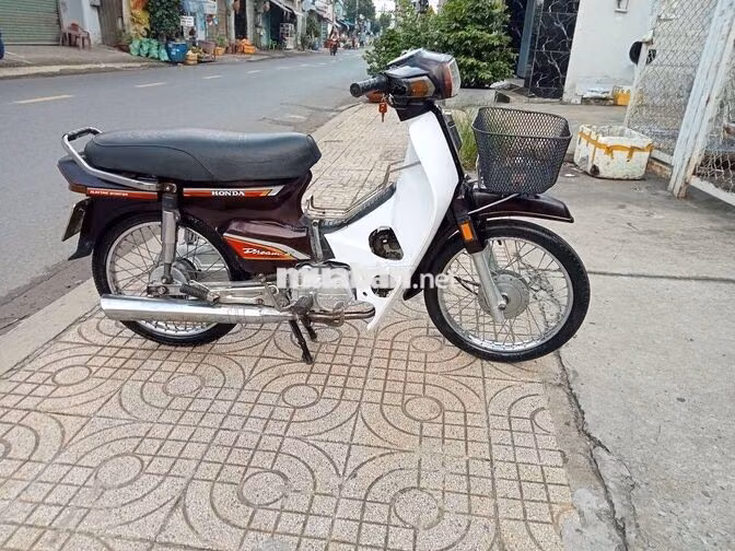 Dream mới y hình ,căm niềng sáng bóng,có đề