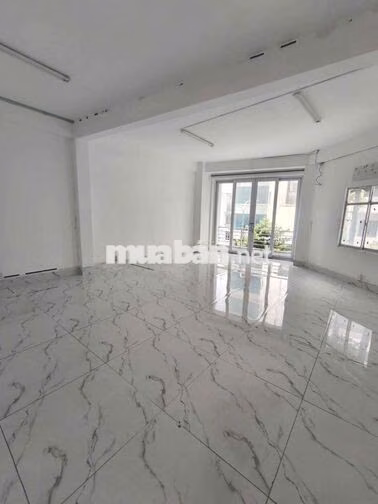 🔥 **MẶT TIỀN NGANG 7M – 4 TẦNG TRỐNG SUỐT QUẬN 1**