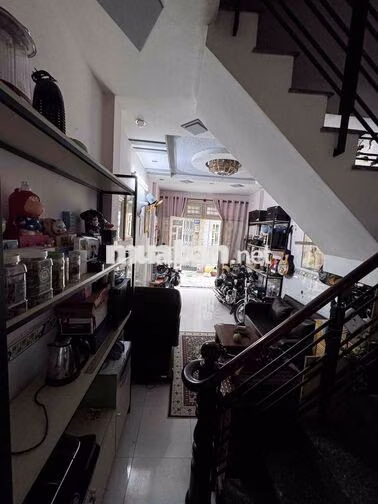 bán nhà 3.2mx10,2m đường Nguyễn Văn Khối- 1 trệt 1 lầu- sổ hồng