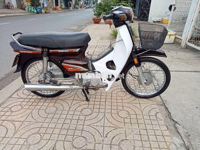 Dream mới y hình ,căm niềng sáng bóng,có đề
