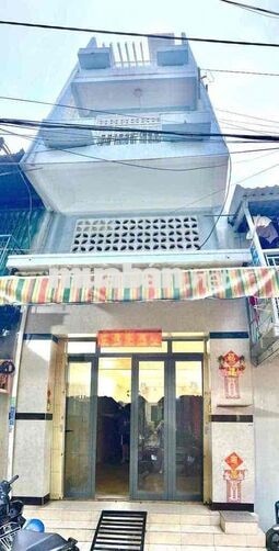 Thái Phiên.Q11 . 3pn 3wc kd tự do