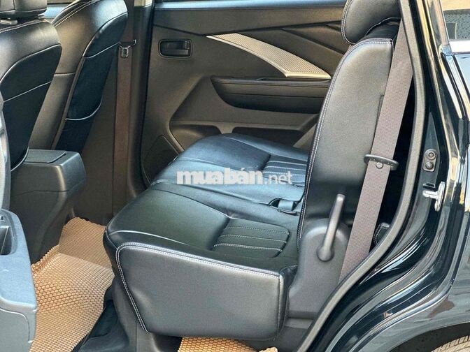 Mitsubishi Xpander 1.5 MT 2020 Đen 7 chỗ