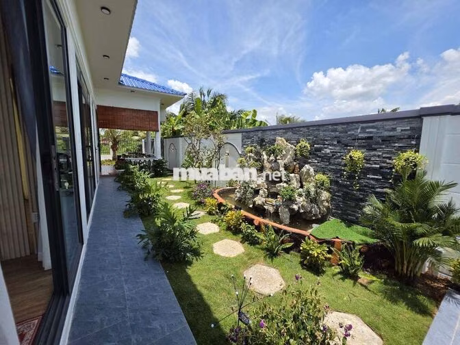 NHÀ VƯỜN KIÊN CỐ TẠI TRUNG TÂM TPBTRE OTO 7C VIVU
