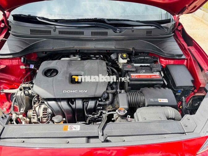 Hyundai Kona 2.0 Đặc biệt Tự động Xăng 79000 km Đỏ