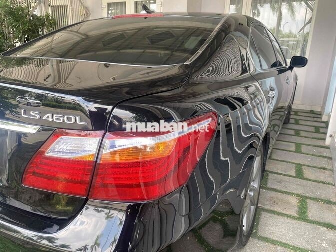 Lexus LS460L Đen Da 5 chỗ