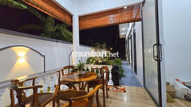 NHÀ VƯỜN KIÊN CỐ TẠI TRUNG TÂM TPBTRE OTO 7C VIVU
