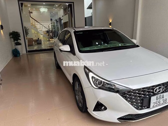 Hyundai Accent 2022 Bản cao cấp Trắng 60.000 km