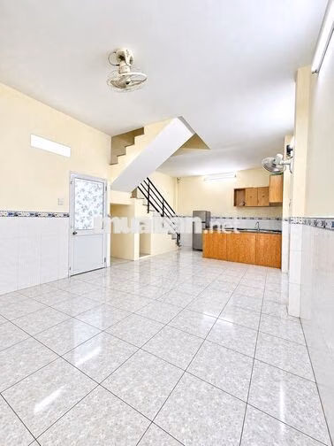 Ngang 5M - 42M2 4 tầng 6PN ngay trục Metro số 2 Tô Hiến Thành, Quận 10