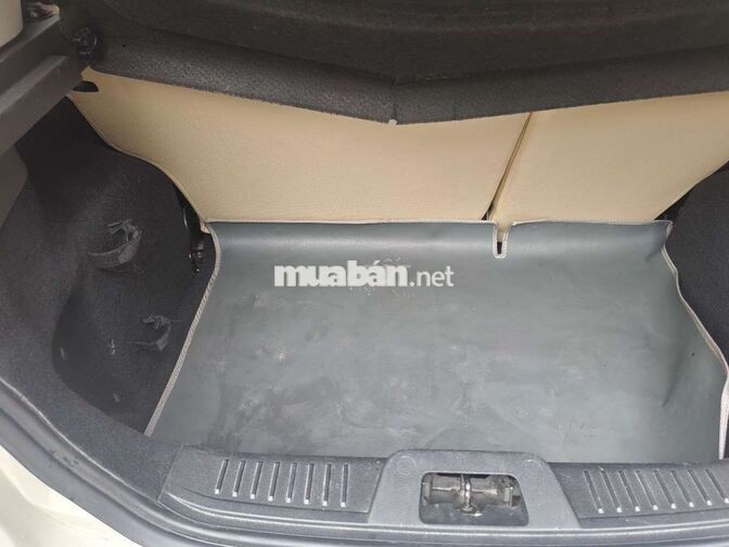 Ford Fiesta 1.5 AT 2014 Trắng Tự động