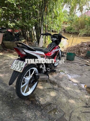 Honda Sonic 150 Trắng đỏ