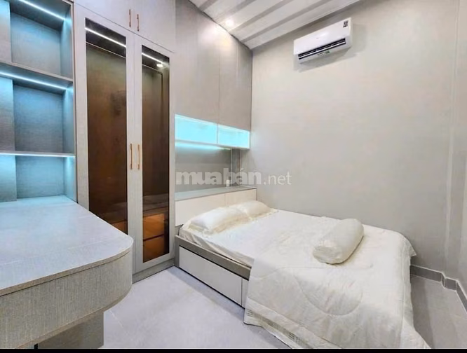 Bán nhà full nội thất có dòng tiền