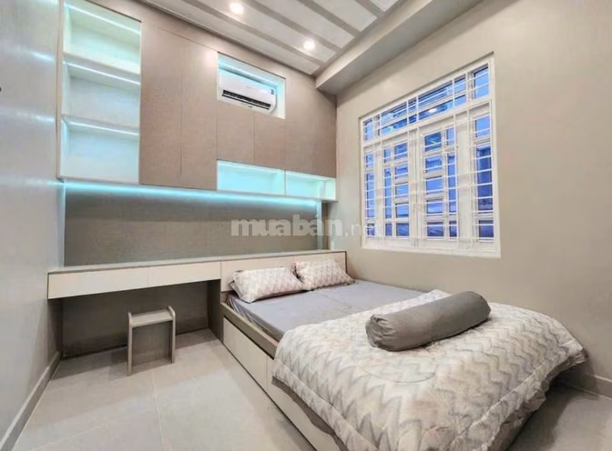 Bán nhà full nội thất có dòng tiền