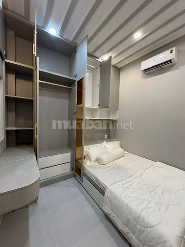 Bán nhà full nội thất có dòng tiền