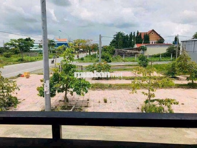Chính chủ cần bán gấp lô đất thổ KDC Tân Lân
