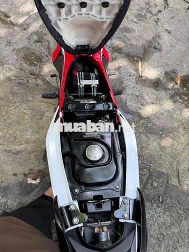 Honda Sonic 150 Trắng đỏ