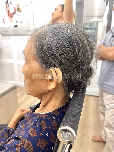 MÓN QUÀ VU LAN ĐẶC BIỆT: TẶNG CHA MẸ MÁY TRỢ THÍNH – ĐỂ NGHE RÕ HƠN NH