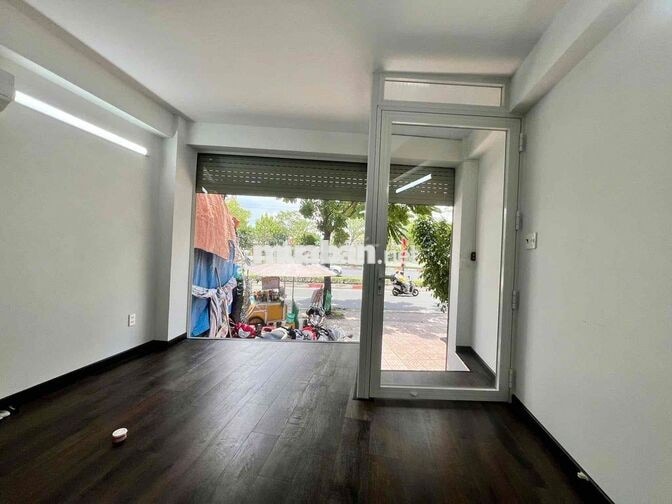 🔥🔥🔥NHÀ NGUYÊN CĂN LÀM VĂN PHÒNG SHOWROOM MẶT TIỀN PHẠM VĂN ĐÔNG  Địa c