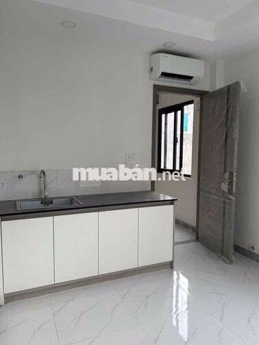 Căn hộ đường Hậu Giang mới xây, full nội thất, sát chợ. 4.8 Triệu