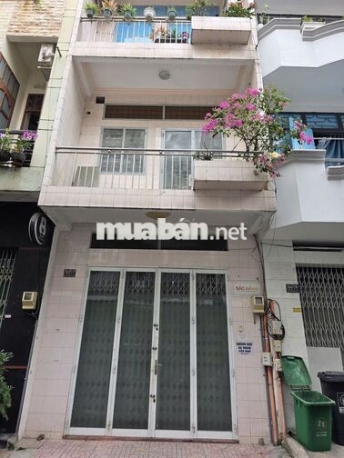 Cho thuê mặt bằng tầng trệt và lầu 1 để làm văn phòng