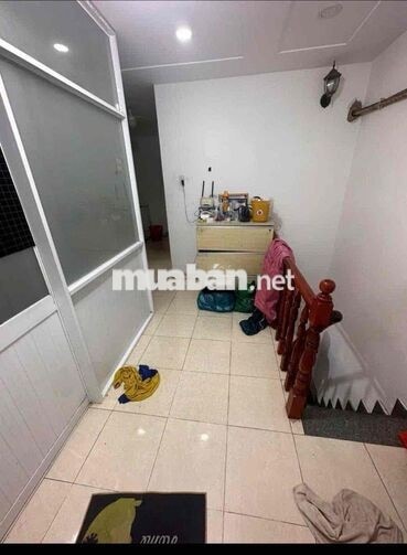 Cho thuê nhà nguyên căn.(dt:5x9m 3pn2wc) chu văn an p12 BT