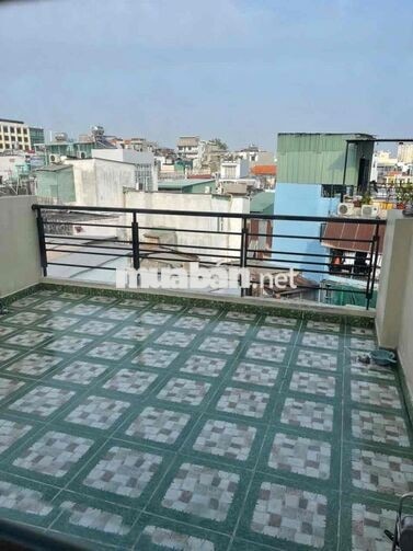 PHÒNG SẠCH ĐẸP – BAO NƯỚC, INTERNET – TRUNG TÂM TIỆN ÍCH