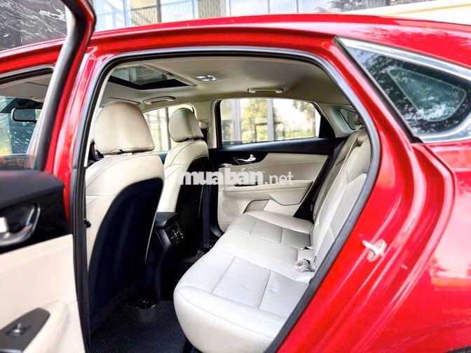 Kia Cerato 1.6 Luxury 2018 Đỏ