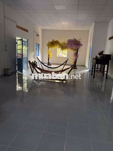 Nhà cho thuê sân vườn ĐẸP 8tr thoáng mát đường Lê văn lương