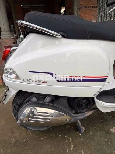 Piaggio Vespa LX 125 Trắng 14000 km