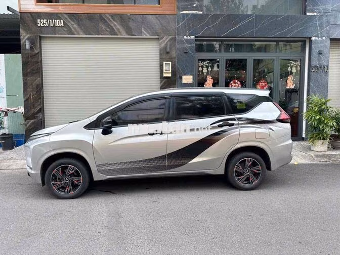 Mitsubishi Xpander 2020 Số sàn Bạc