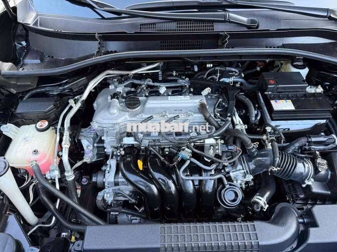Toyota Corolla Cross 1.8V 2025 Đen 12.000 km