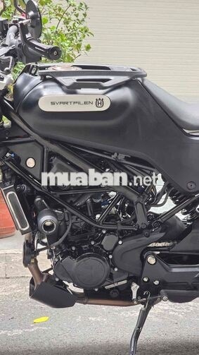 Husqvarna Svartpilen 200 2023 Đen 3700km