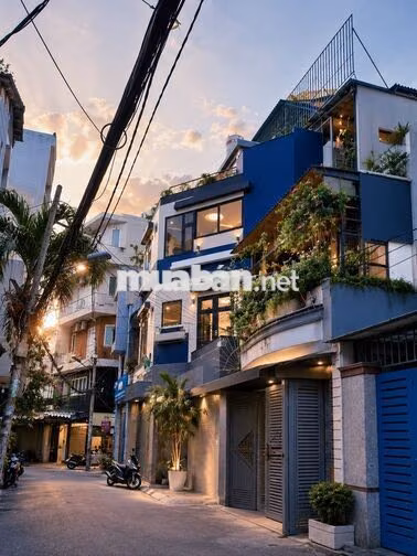 NHÀ MỚI 4 TẦNG – 2 MẶT TIỀN HẺM – GARA Ô TÔ – KIOSK LỐI ĐI RIÊNG