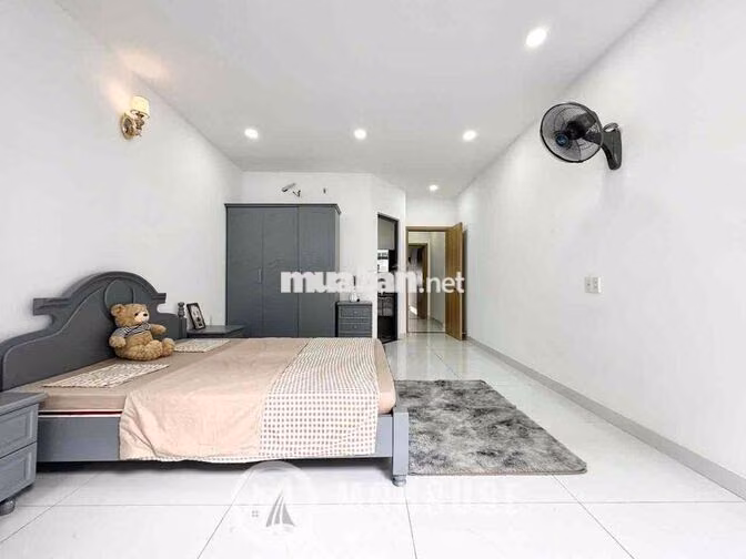 Căn Hộ ban công giá RẺ ngay Công Viên Làng Hoa_full NT_Tiện Nghi