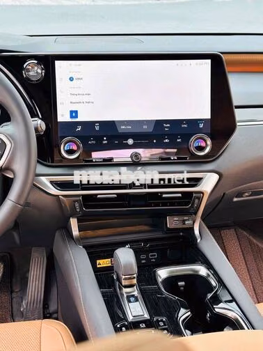 Lexus RX350 Premium 2025 trắng odo 9.700 km