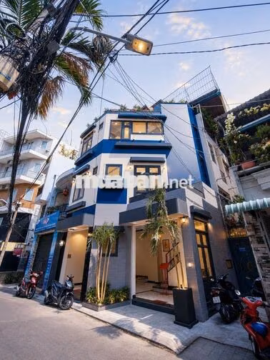 NHÀ MỚI 4 TẦNG – 2 MẶT TIỀN HẺM – GARA Ô TÔ – KIOSK LỐI ĐI RIÊNG