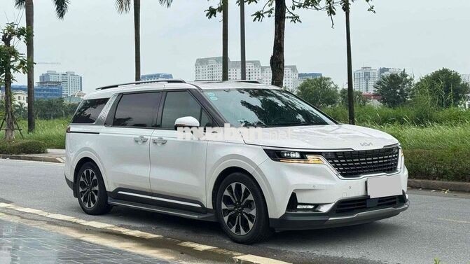 Cần bán Carnival Signature sx 2024 full dầu đẹp