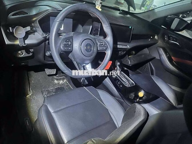 MG MG 5 Luxury 2024 Xám 19.000 km full hãng