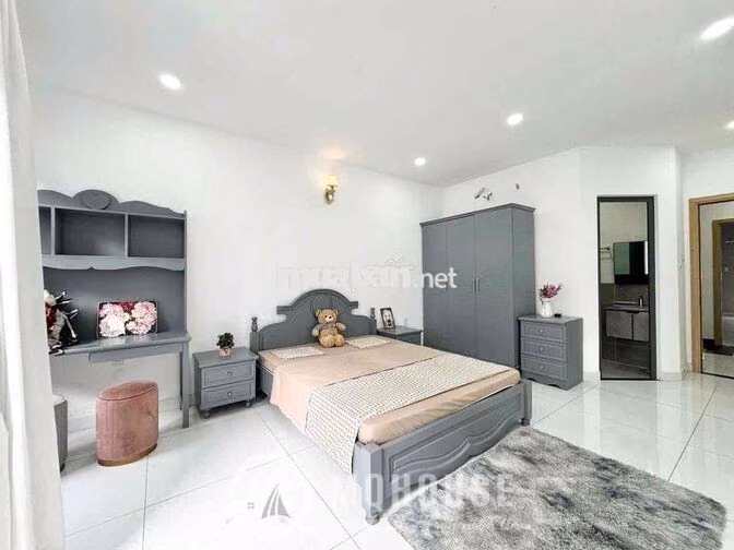 Căn Hộ ban công giá RẺ ngay Công Viên Làng Hoa_full NT_Tiện Nghi