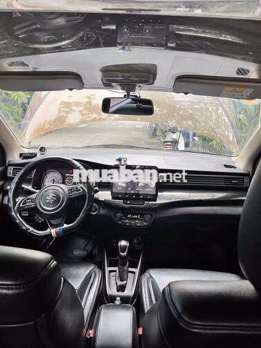 Suzuki XL7 7 chỗ màu Nâu