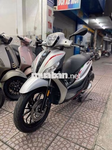 Piaggio Medley 2018 Bạc