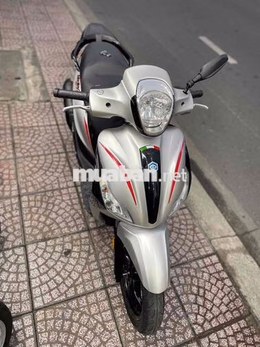 Piaggio Medley 2018 Bạc