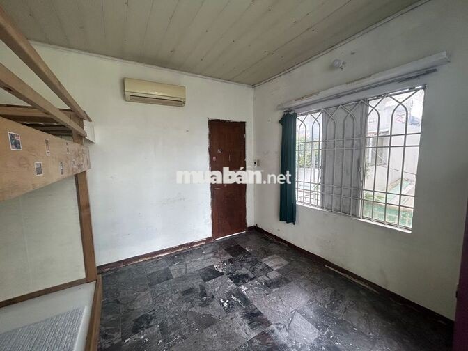 Phòng cho thuê Quận 3, DT 19 m2, có Máy lạnh (gần HaDo Centrosa)