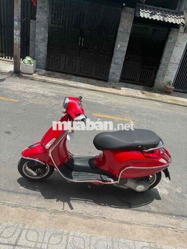 Piaggio Vespa 125cc 2014 Đỏ 25.000 km