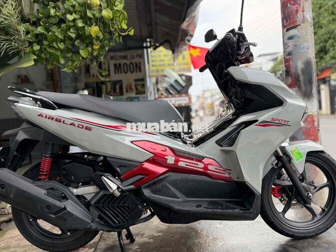 Honda Airblade 125 2025 Xám đỏ